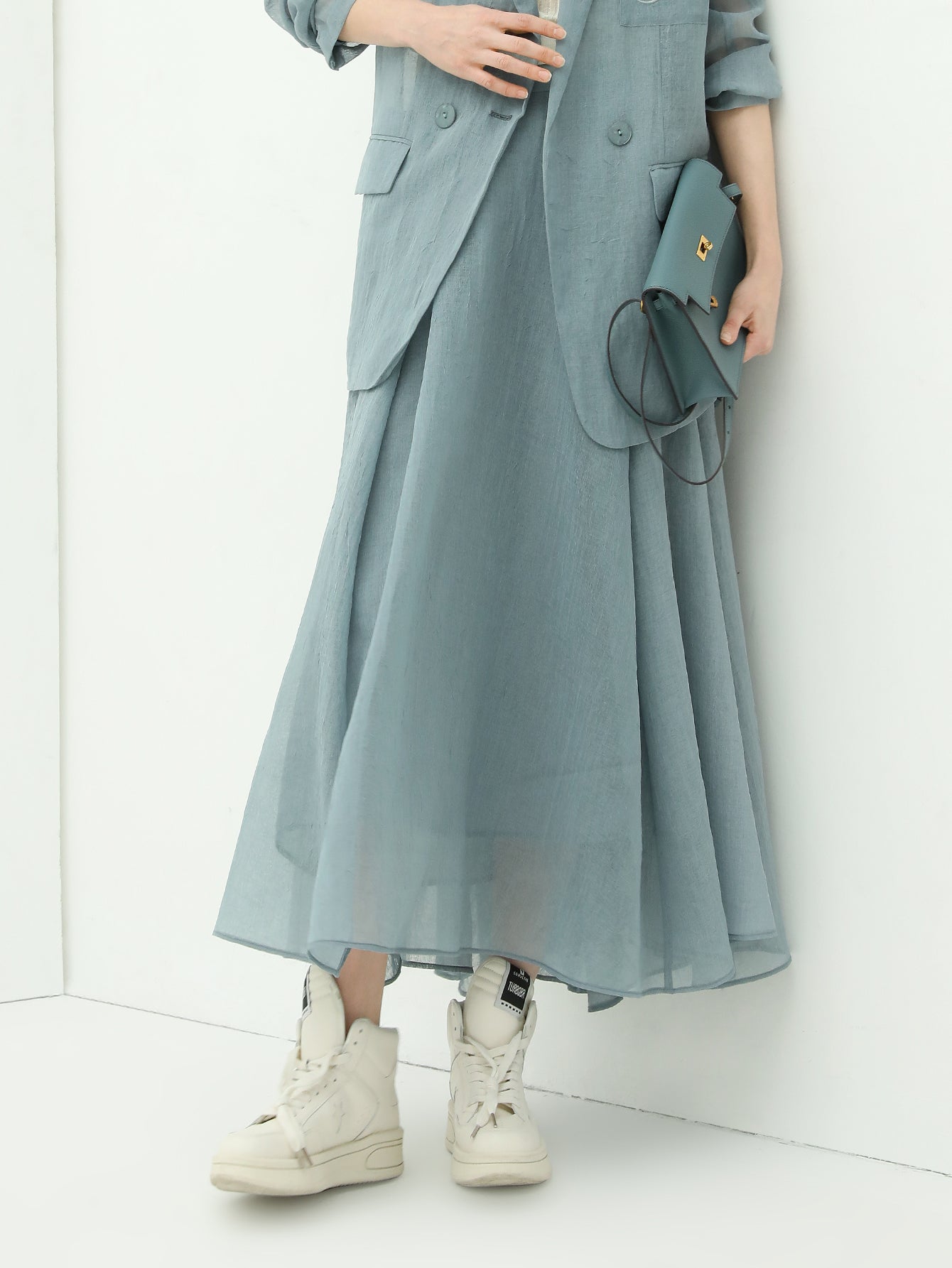 aesthetic-full-length-airy-multi-layered-umbrella-skirt_all_blue_1.jpg