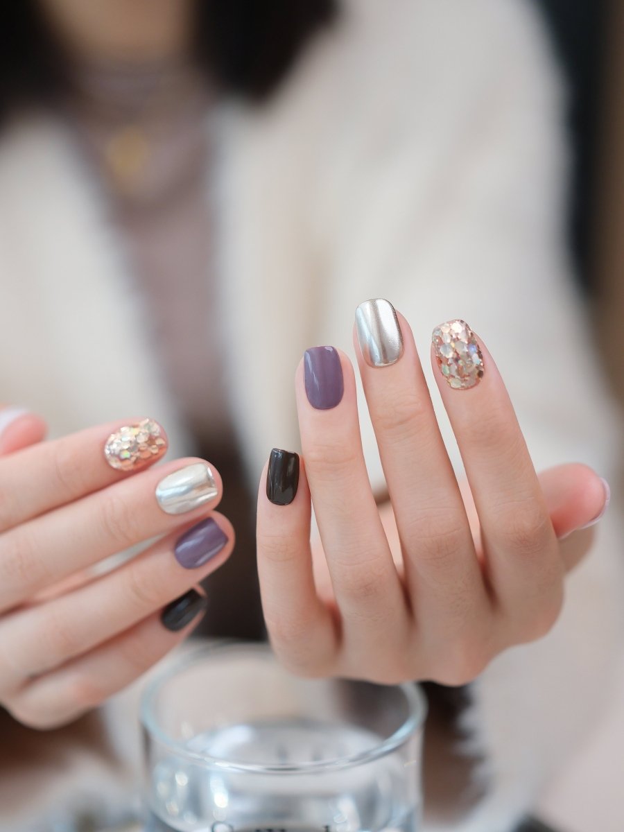 Alice's Dream Press-On Nails