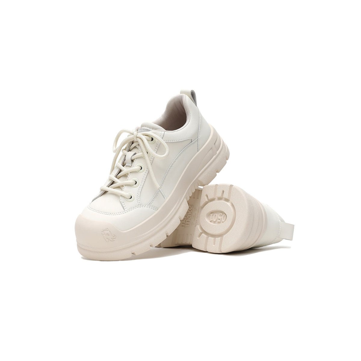 casual low top sneakers all white 4