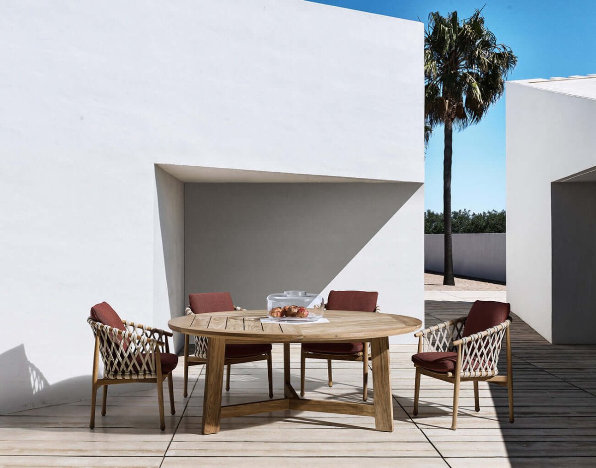 curry tropical resort chair wine 1.JPG