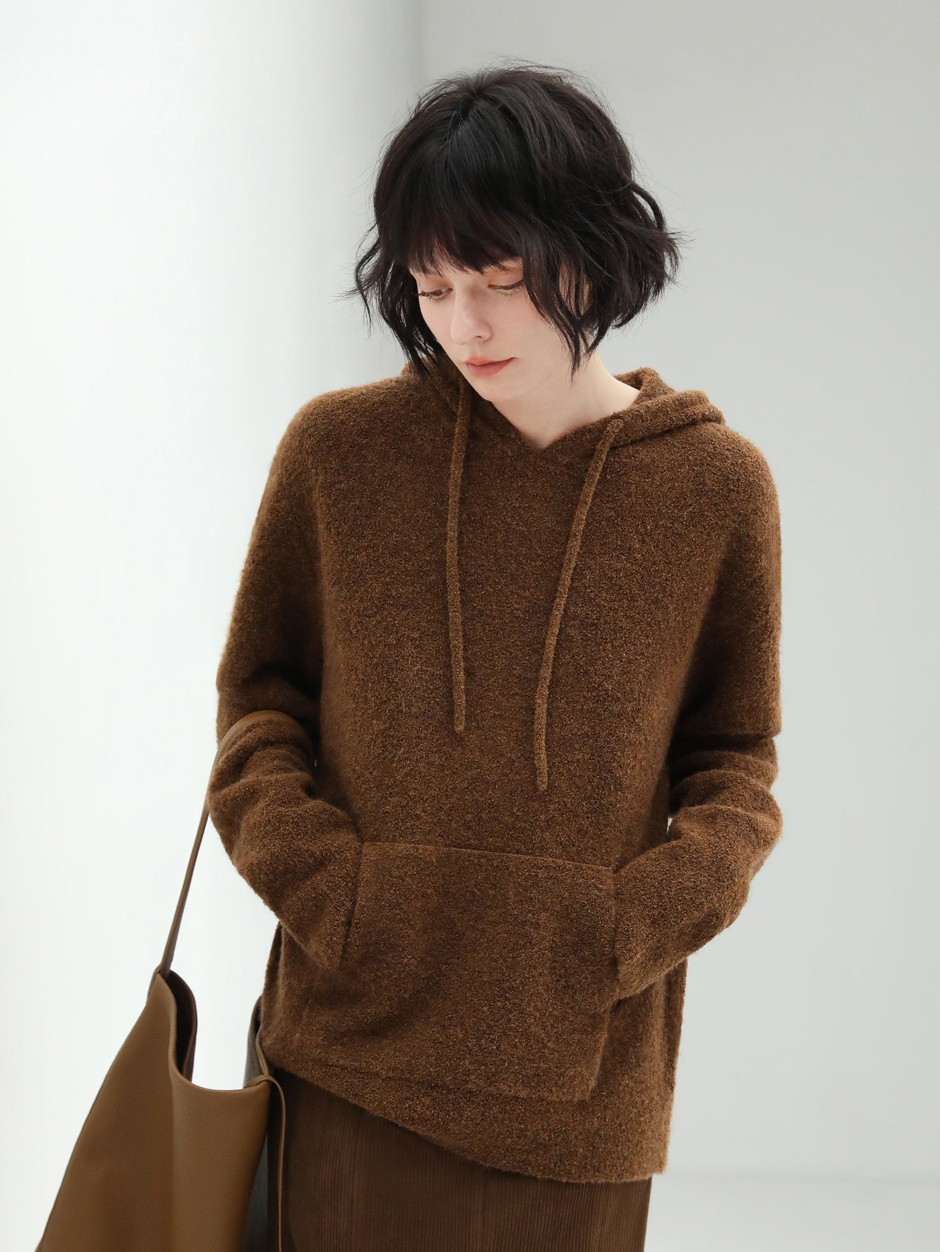 fluffy-brown-hooded-sweater_all_brown_3.jpg