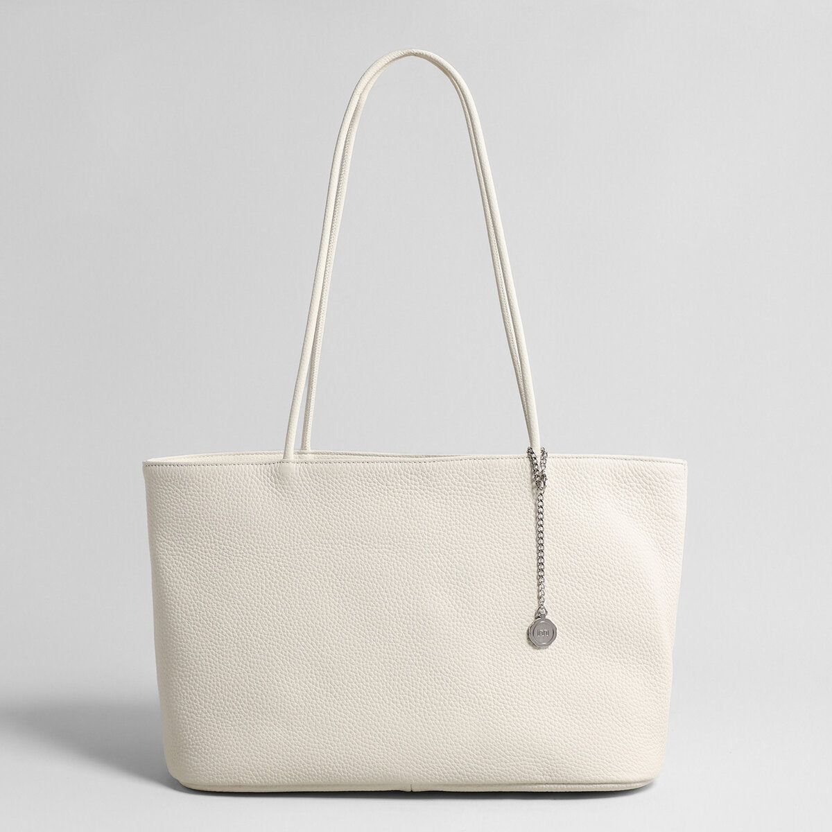 Pebbled Leather Open-Top Tote Bag – Slim-Strap Everyday Shopper with Medallion Charm