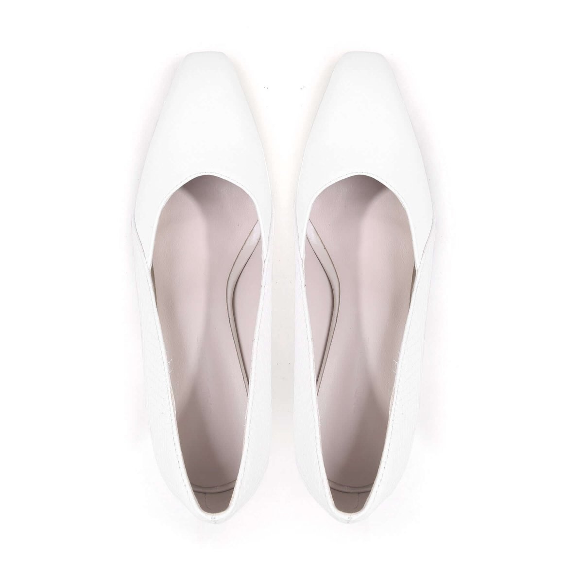 pointed - toe - high - heels_all_white_8.jpg