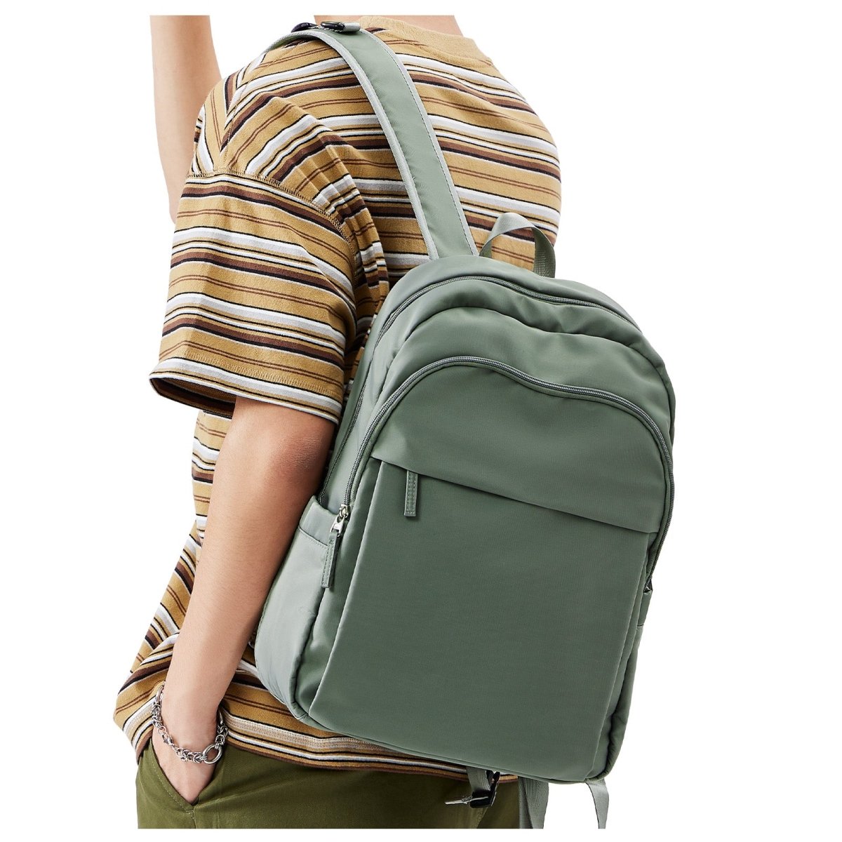 seeker - day - backpack_olive_8.jpg