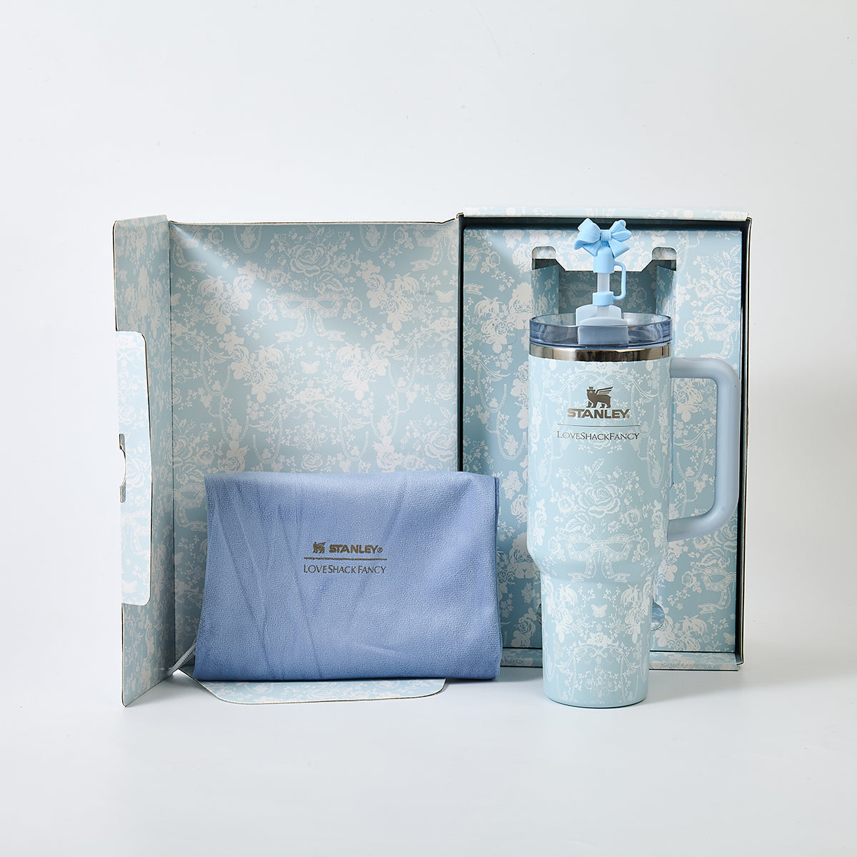 Stanley x LoveShackFancy Toscana Toile Alpine Quencher H2.0 FlowState Tumbler 40oz – Limited Edition