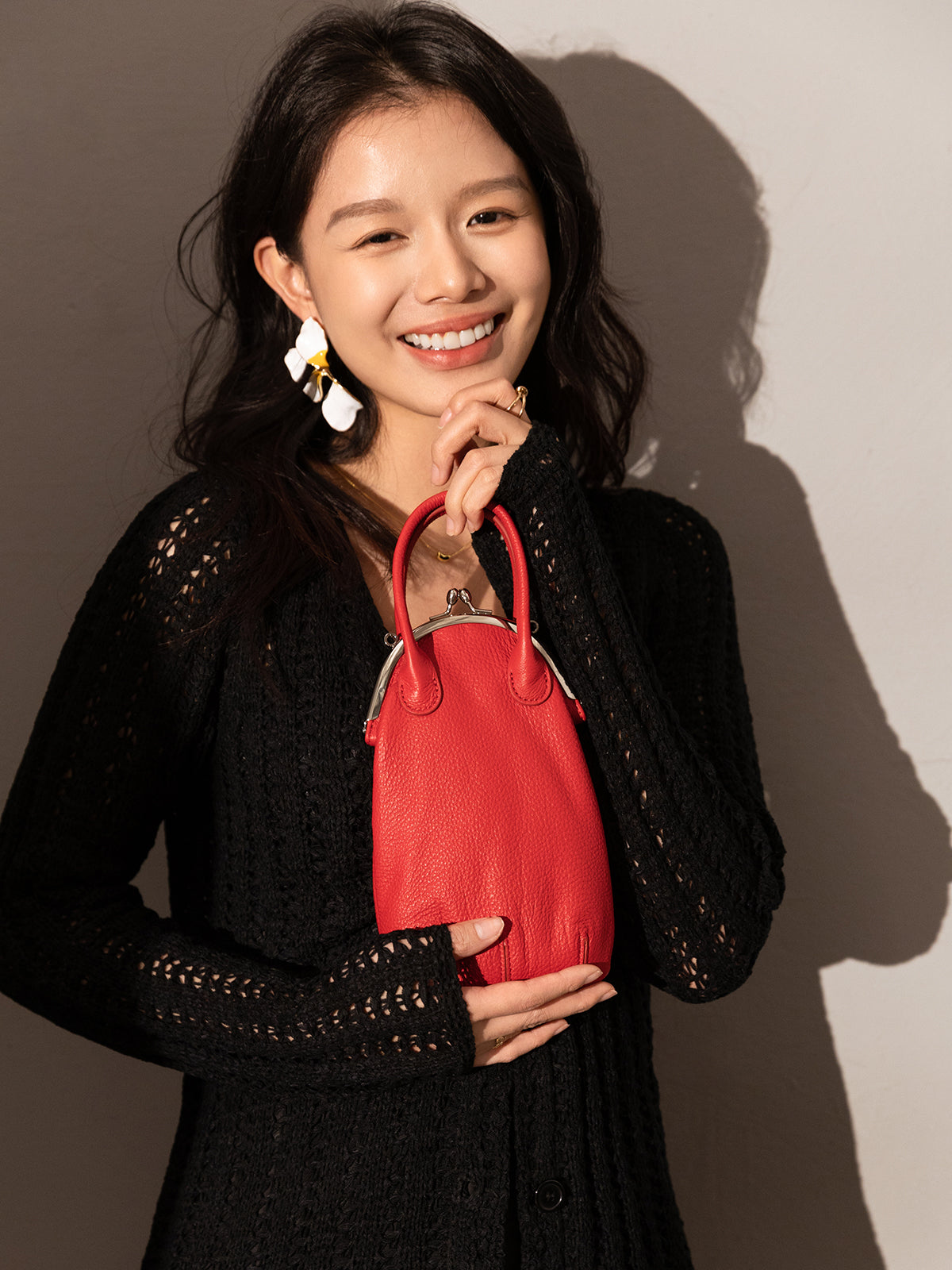 whimsical gourd leather ball clasp top handle bag red 3