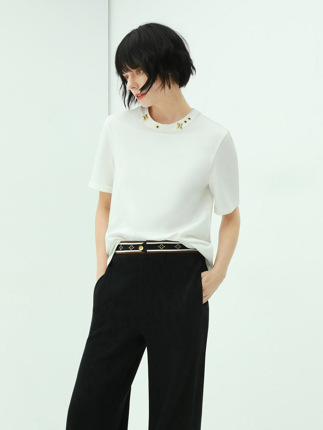 white-short-sleeve-tee-with-embellished-detail_all_white_2.jpg