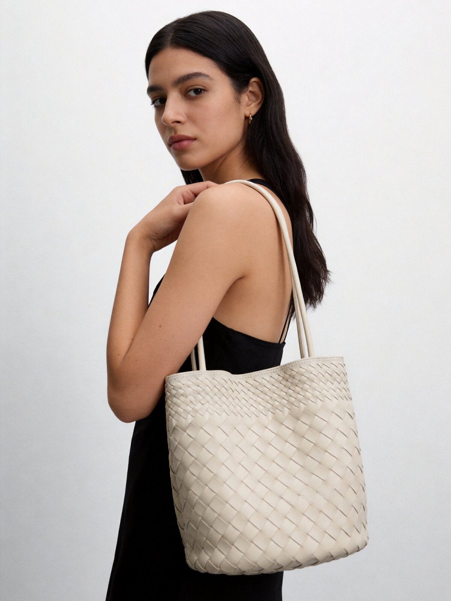 Woven Lambskin Bucket Tote – Artisanal Leather Shoulder Bag