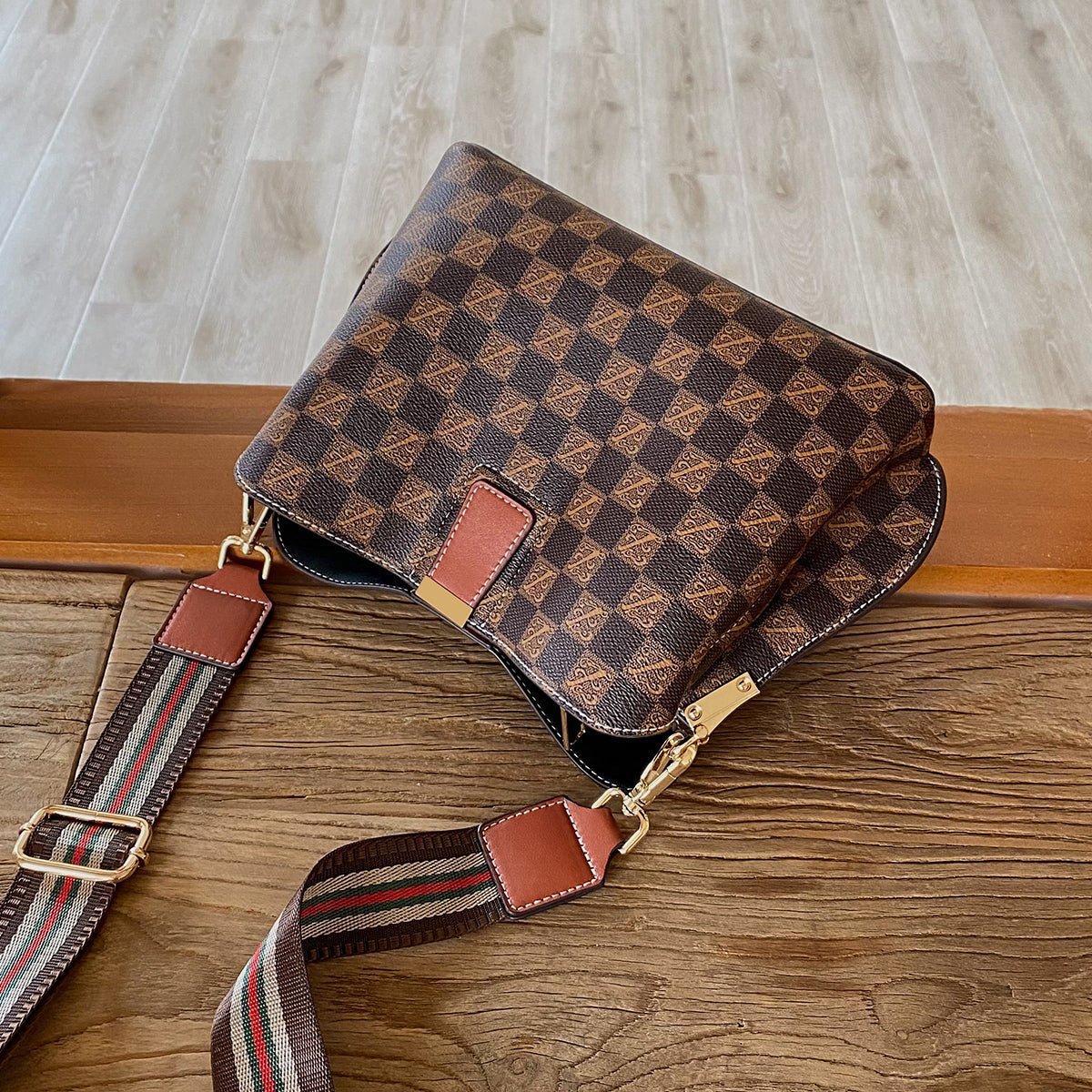 Classic Checkboard Brown Shoulder Bag - 0cm