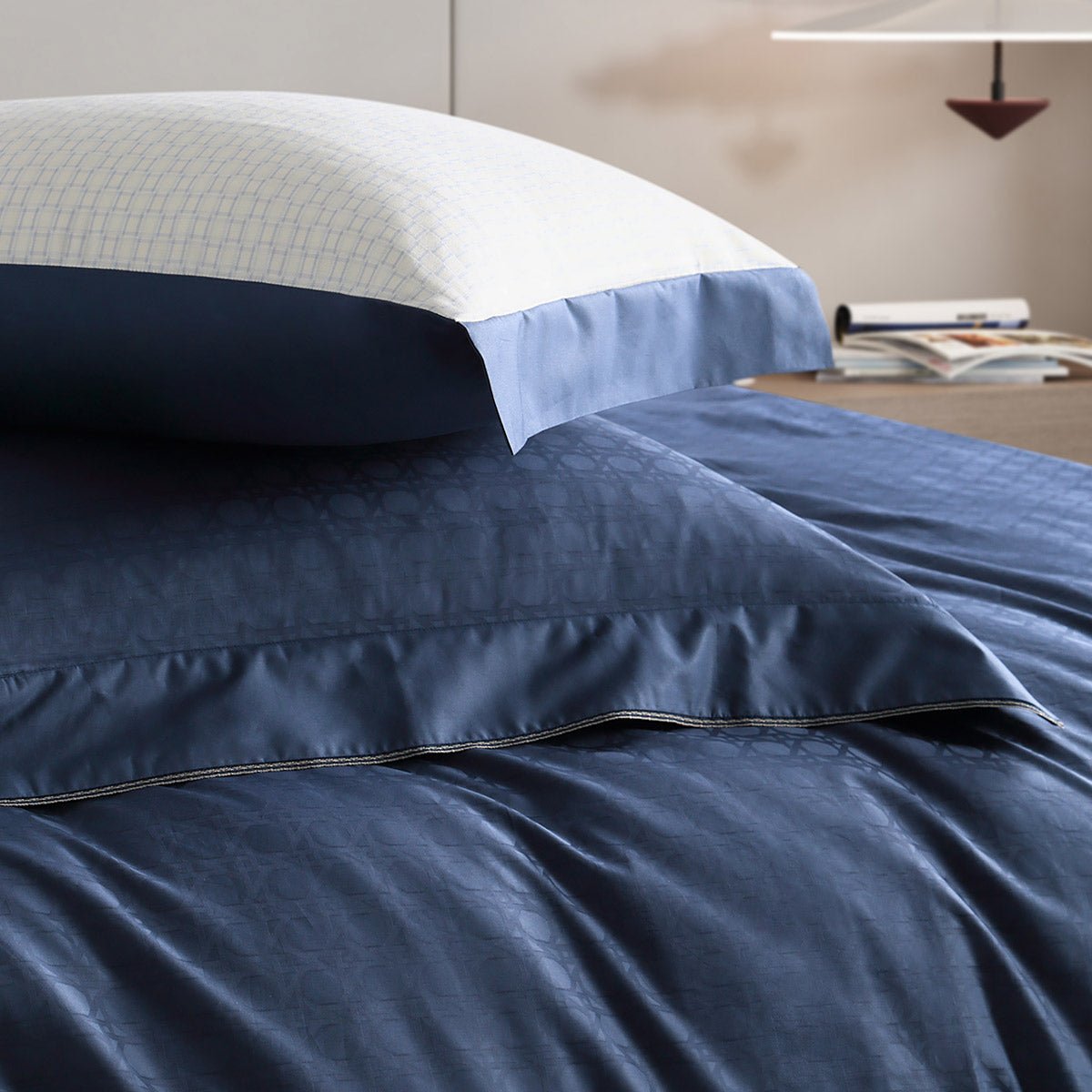 Jeffrey Luxury 4 Pieces 80s Pure Cotton Jacquard Navy Quilt Cover Set   0cm