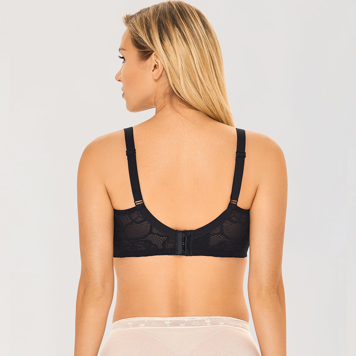 See through Lace Sheer Unlined Minimizer Underwire Back Closure Black Bra 0cm