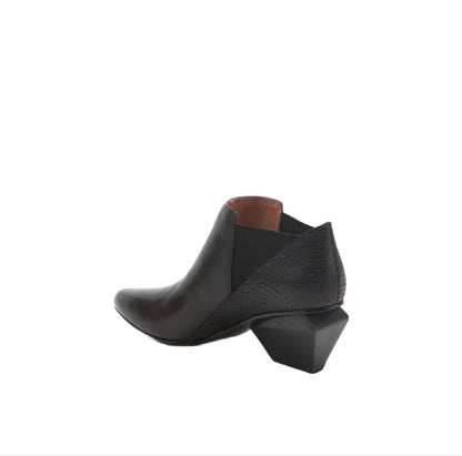 Speciali Leather Black Boots - 0cm