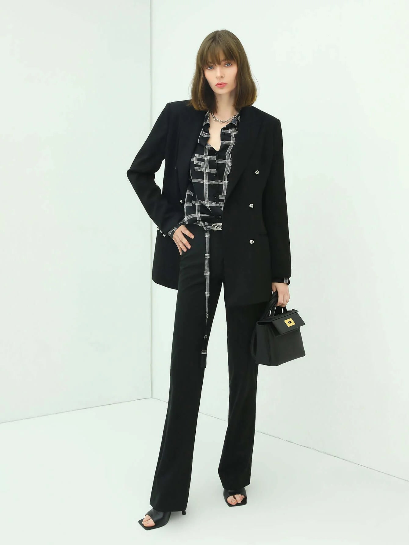 Trendy Cardigans and Coats