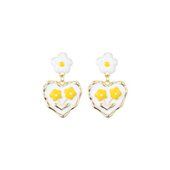 Floral Egg White Earrings