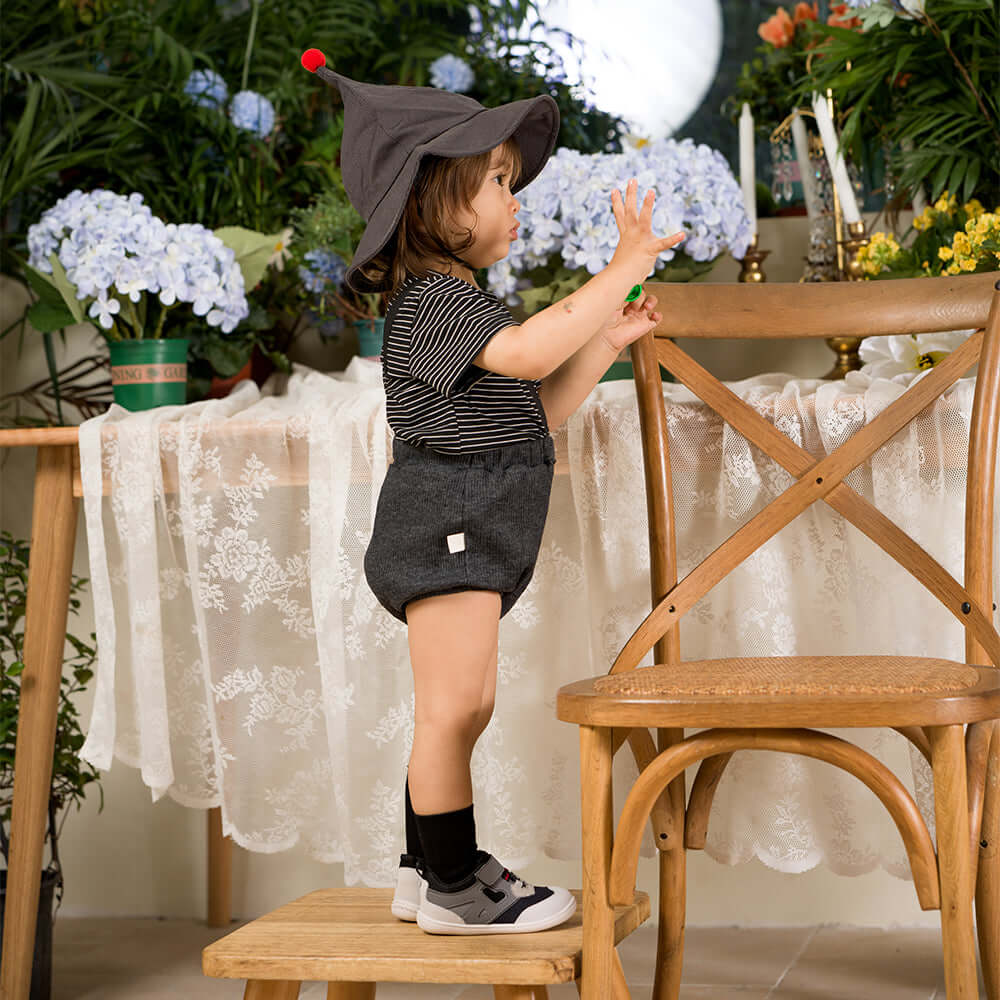 active baby lace with strap walking shoes all black 6