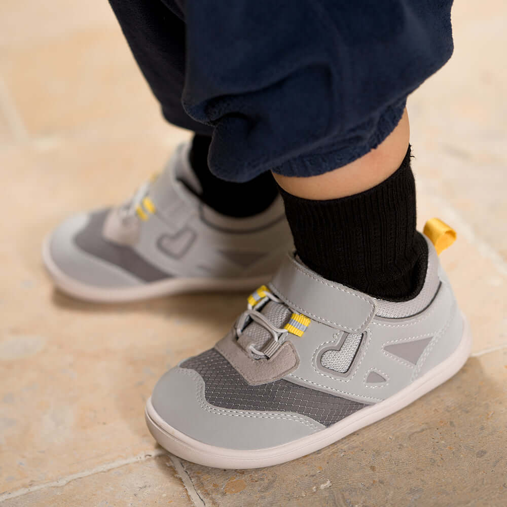 active-baby-lace-with-strap-walking-shoes_all_grey_5.jpg