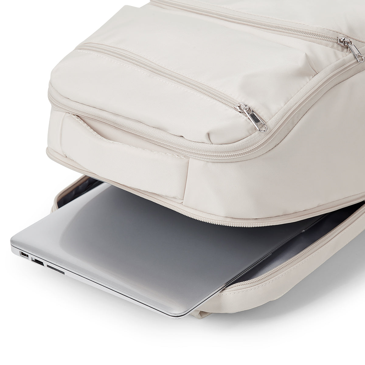 airline-approved-travel-backpack-with-usb-charging-port_white_5.jpg