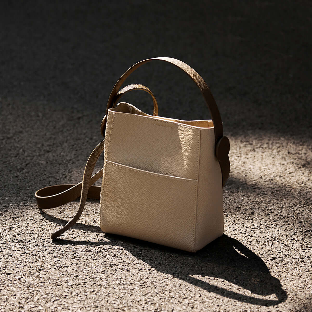 alexa daily leather bucket bag apricot 5