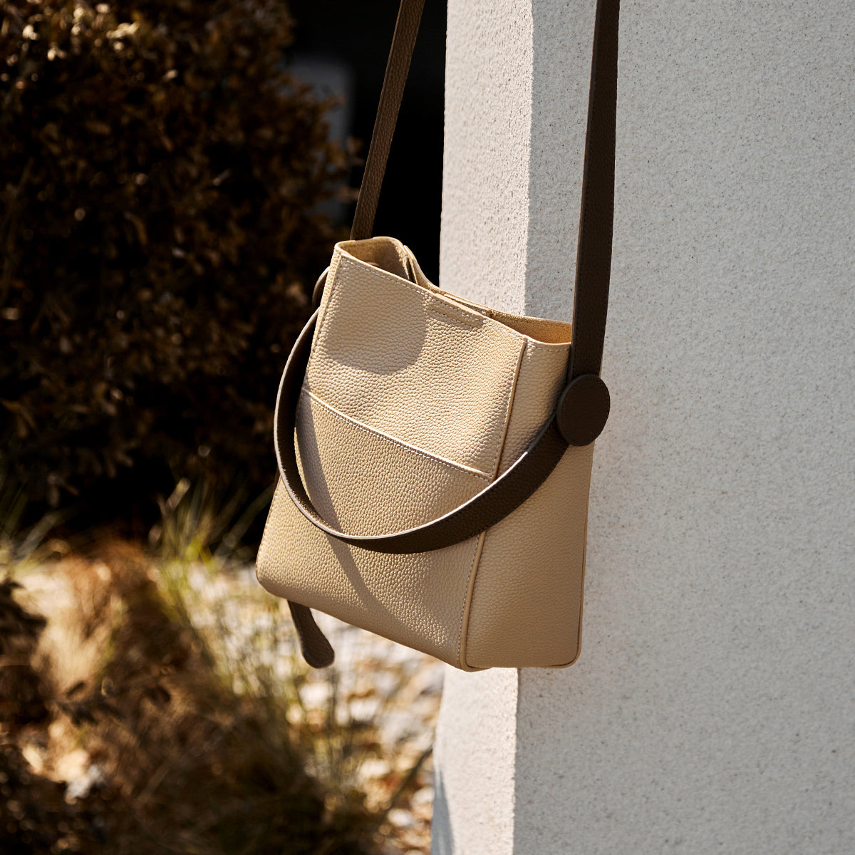 Alexa Minimalist Leather Bucket Crossbody Bag