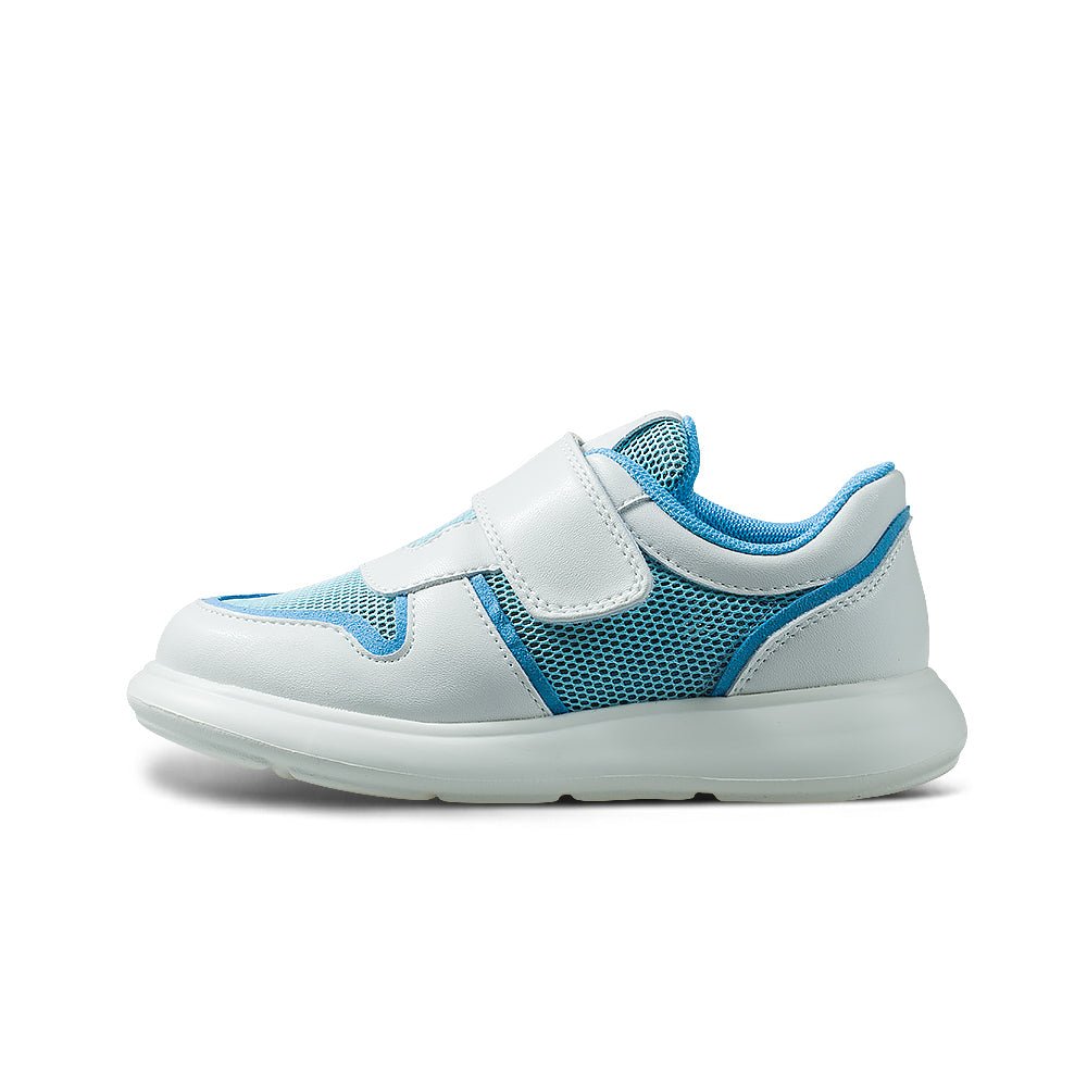 avery extra lightweight kids sneakers all blue 1