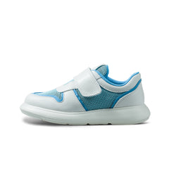 Avery Extra Lightweight Kids Sneakers