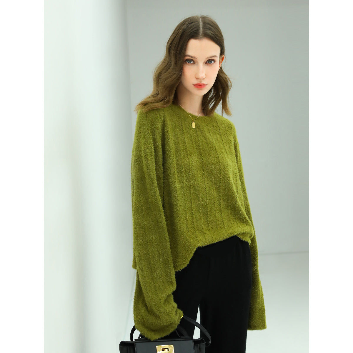 baggy-trumpet-sleeved-textured-stripe-knit-top_all_green_2.jpg