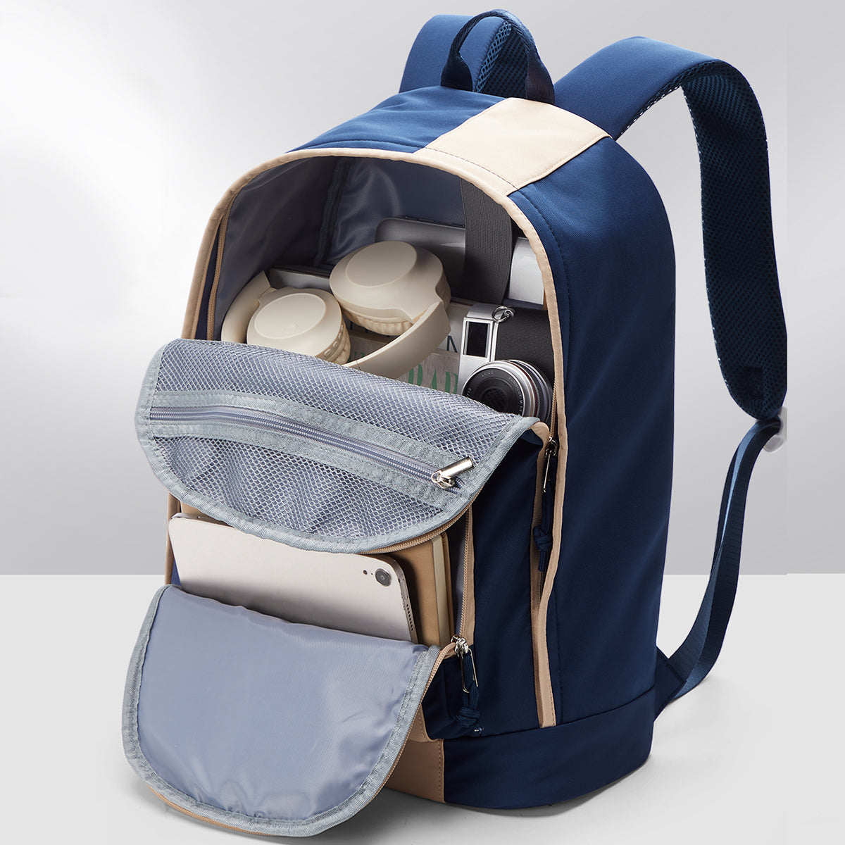 beyond-the-horizon-backpack_navy_3.jpg