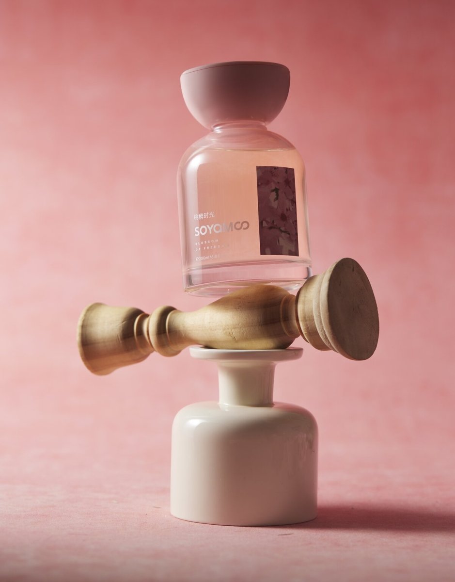 Blushing Peach Bliss Sculpted Round Shoulder Reed Diffuser – 200ml