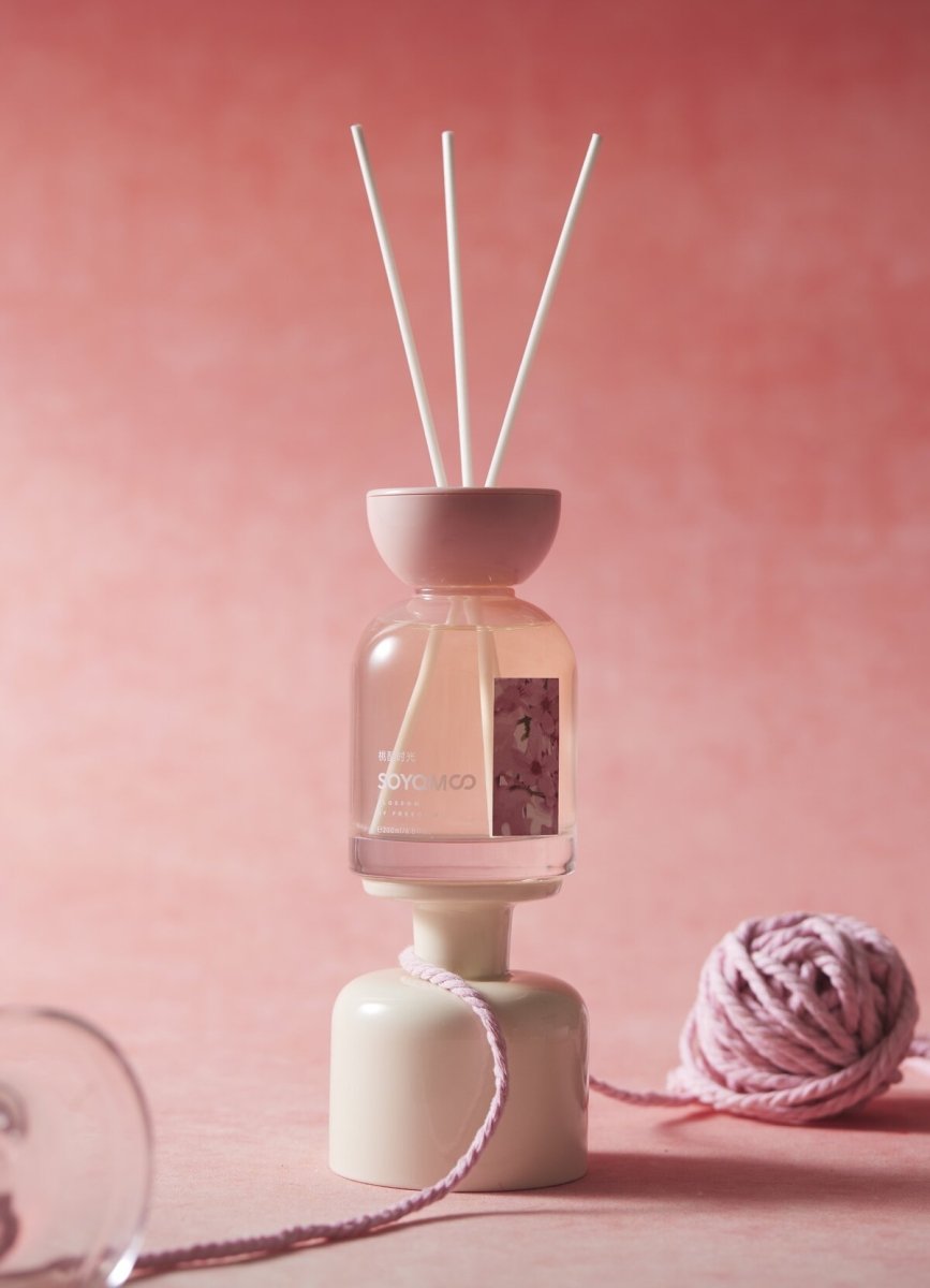 Blushing Peach Bliss Sculpted Round Shoulder Reed Diffuser – 200ml