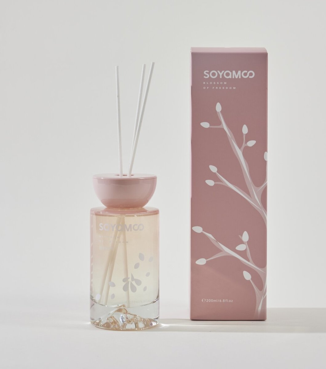 Blushing Peach Bliss Sculpted Round Shoulder Reed Diffuser – 200ml