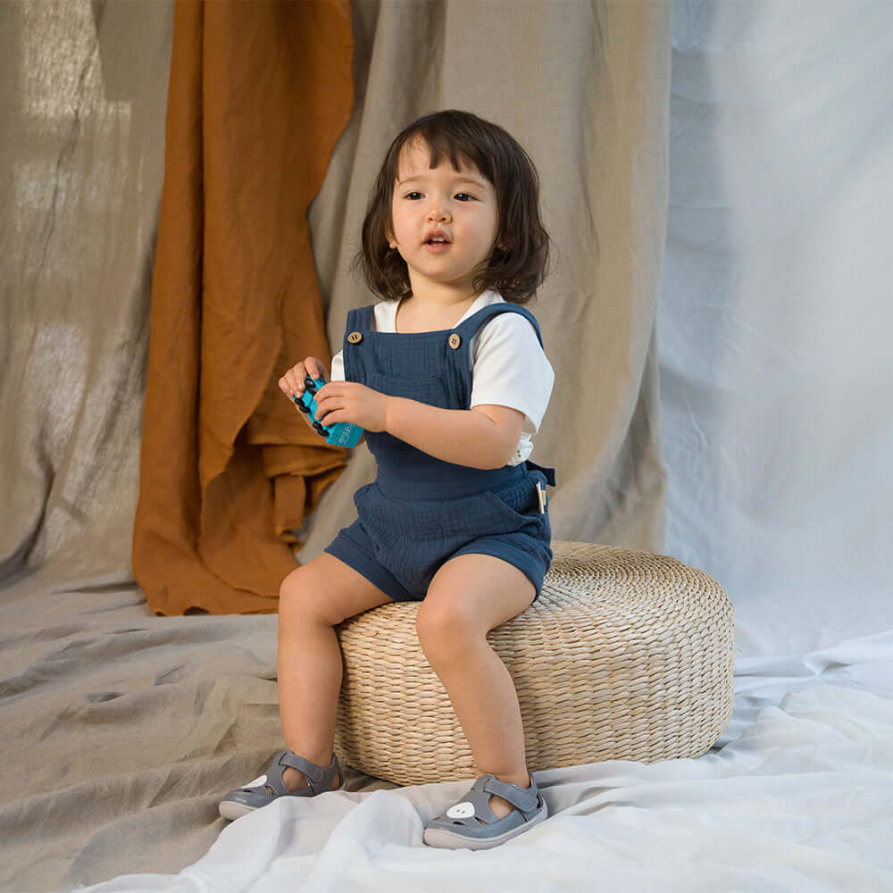 breathable non slip soft sole unisex walking shoes all grey 7