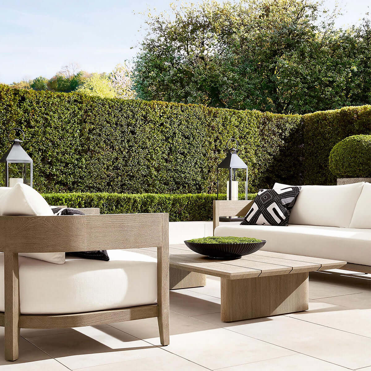 bruce - outdoor - sofa_three - seater_mocha_3.jpg