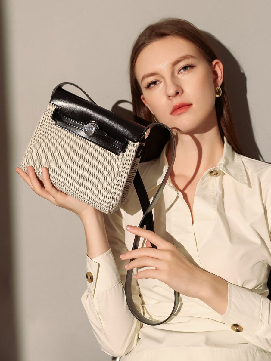 Carolina Universal Mini Leather Shoulder Bag - 0cm