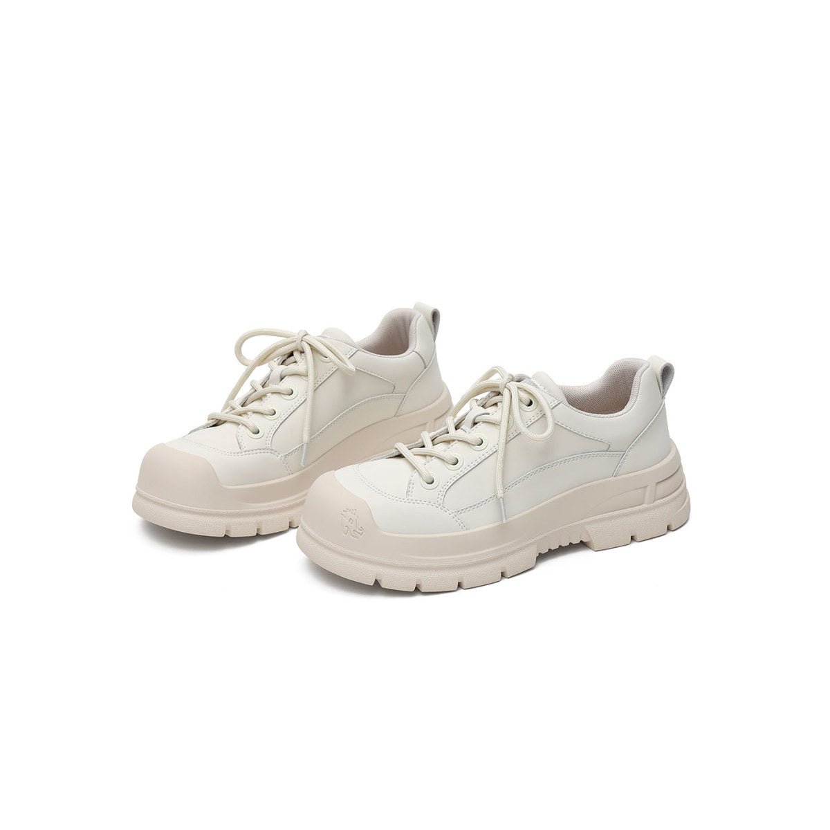 casual low top sneakers all white 2