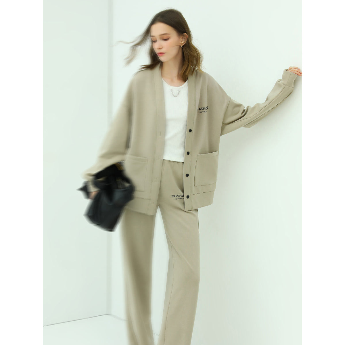 casual oversized khaki cardigan with pockets all khaki 3