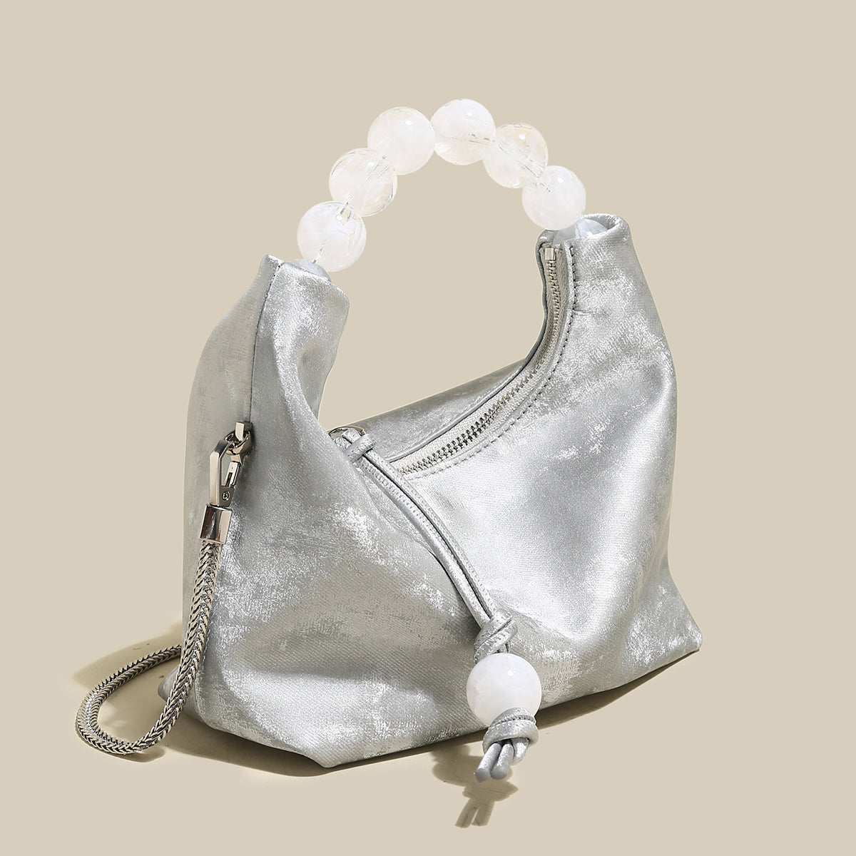 charming-beaded-handle-leather-bag_silver_2.jpg