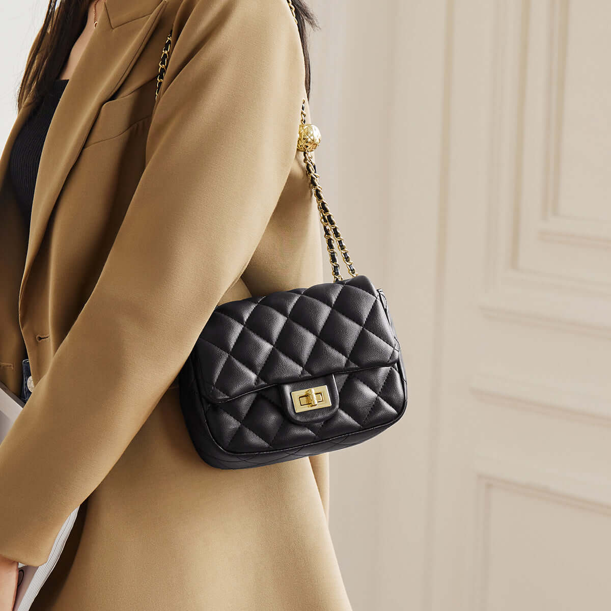 chic black diamond quilted chain leather bag all 7