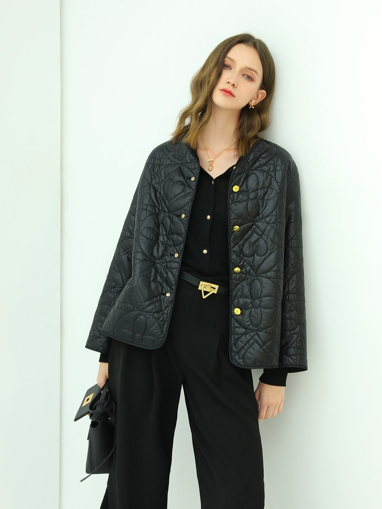 chic-floral-quilted-black-lightweight-jacket_all_black_2.jpg