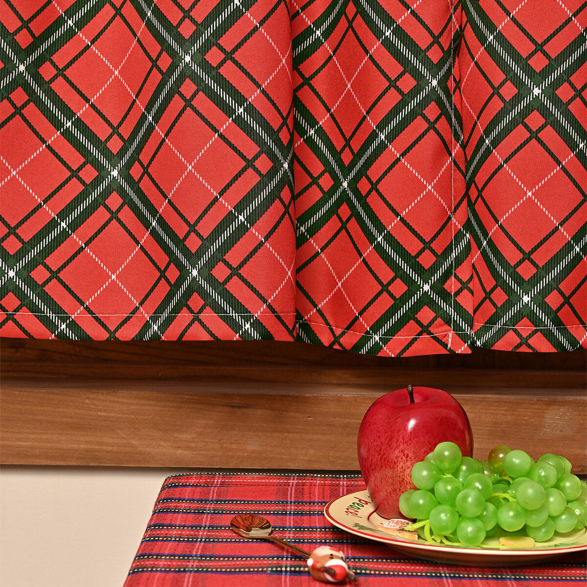 Christmas Plaid Curtain Valance – Red & Green Rod Pocket Window Topper