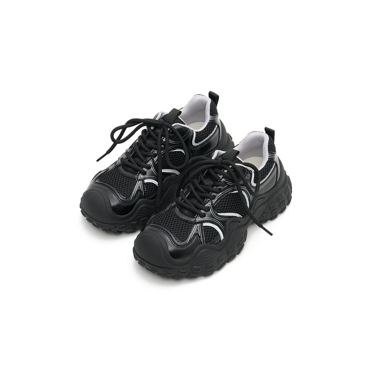 chunky breathable running shoes all black 2