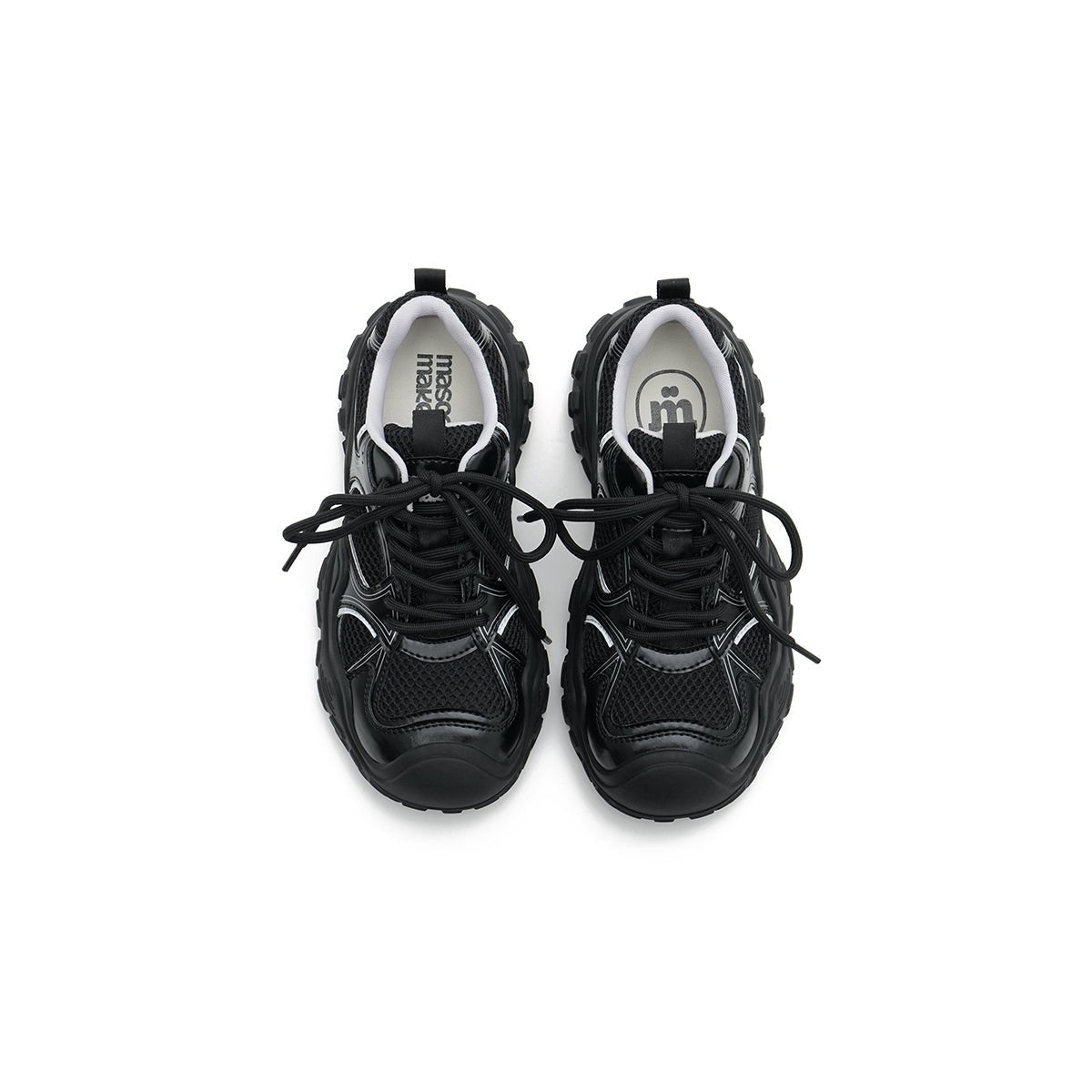 chunky breathable running shoes all black 5