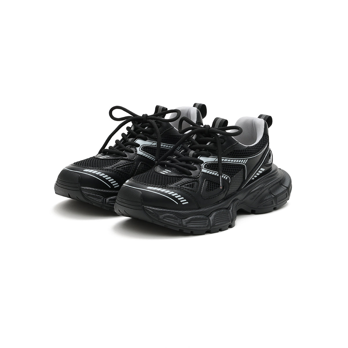 chunky streetstyle sneakers all black 2