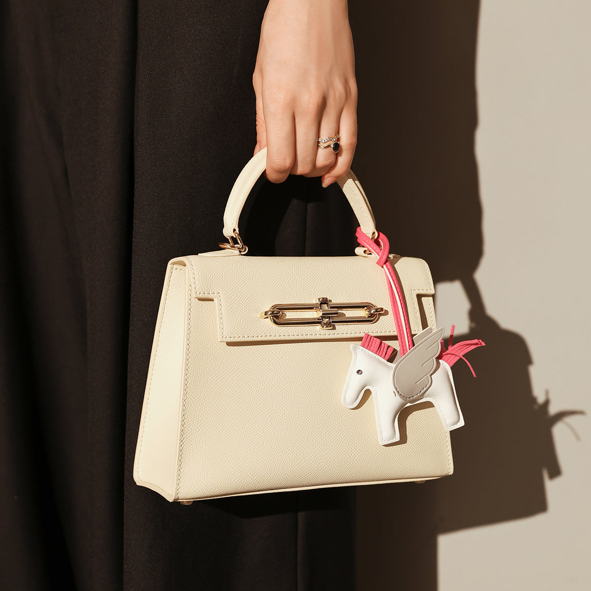 classic-handbag-with-a-unicorn-bag-charm_ivory_6.jpg