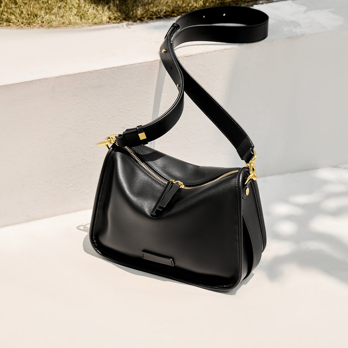 Classic Julie Leather Slouch Shoulder Bag