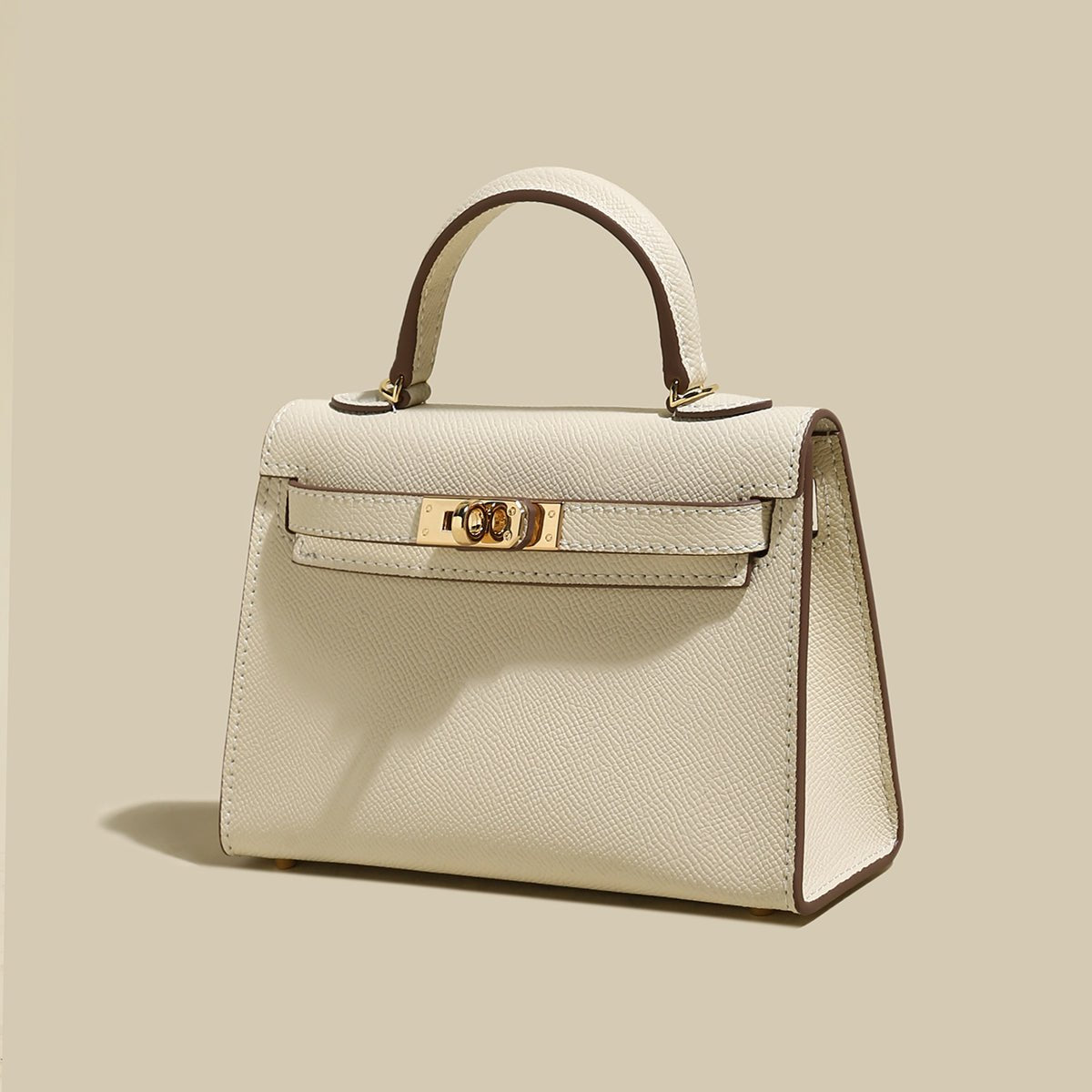 Classic Structured Leather Top-Handle Bag – Trapeze Satchel with Padlock Hardware & Detachable Strap