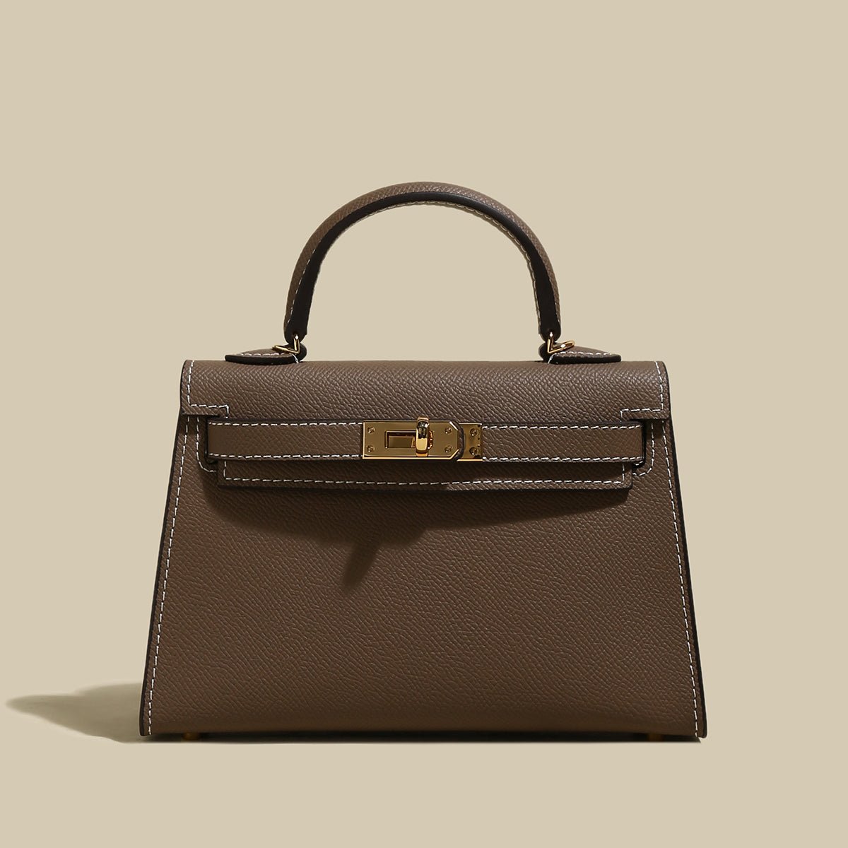 Classic Structured Leather Top-Handle Bag – Trapeze Satchel with Padlock Hardware & Detachable Strap