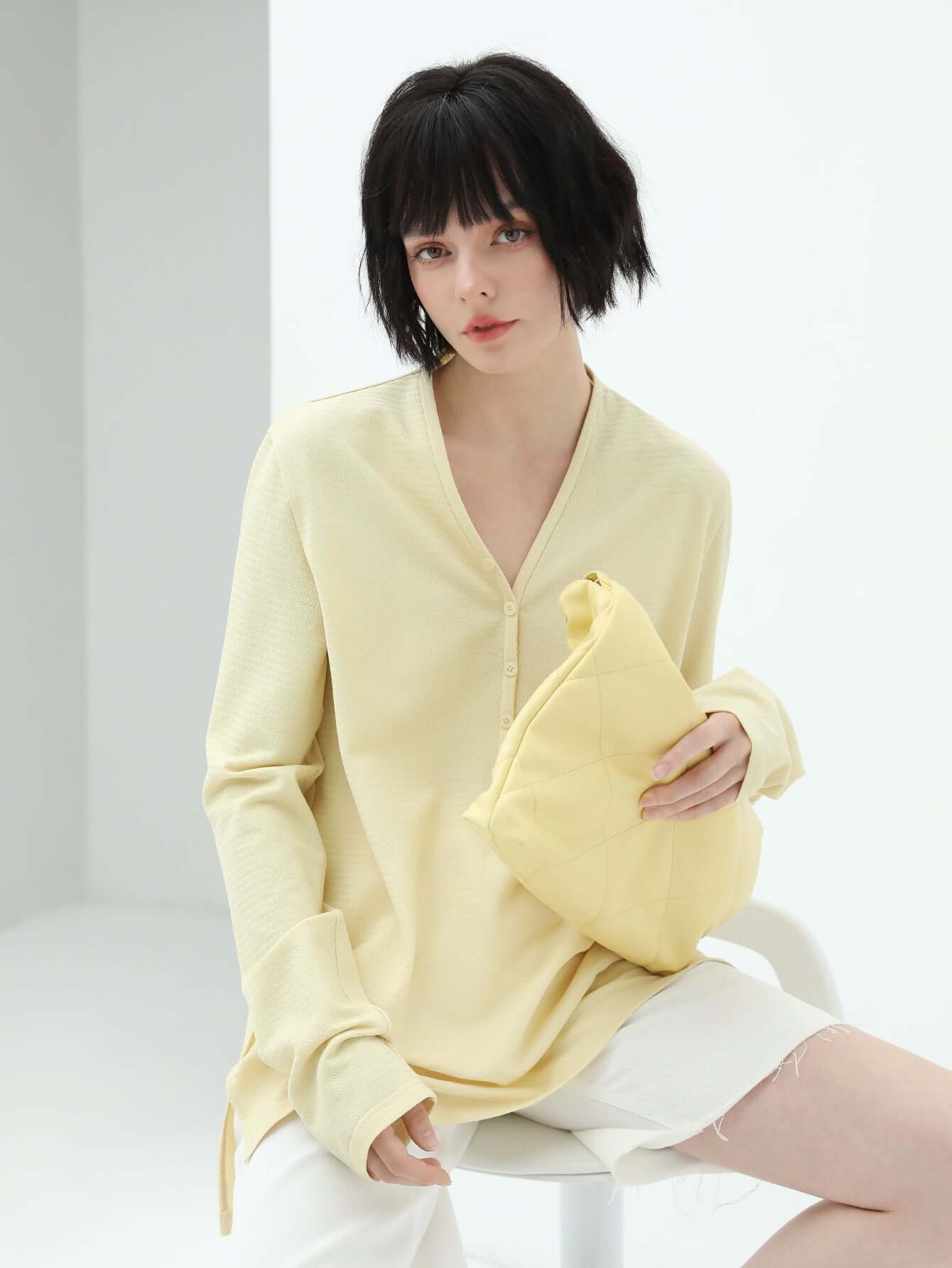 classic v neck jacquard tee all yellow 3