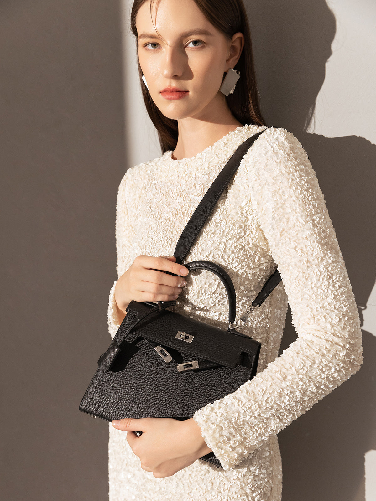 clifton leather top handle bag black 3