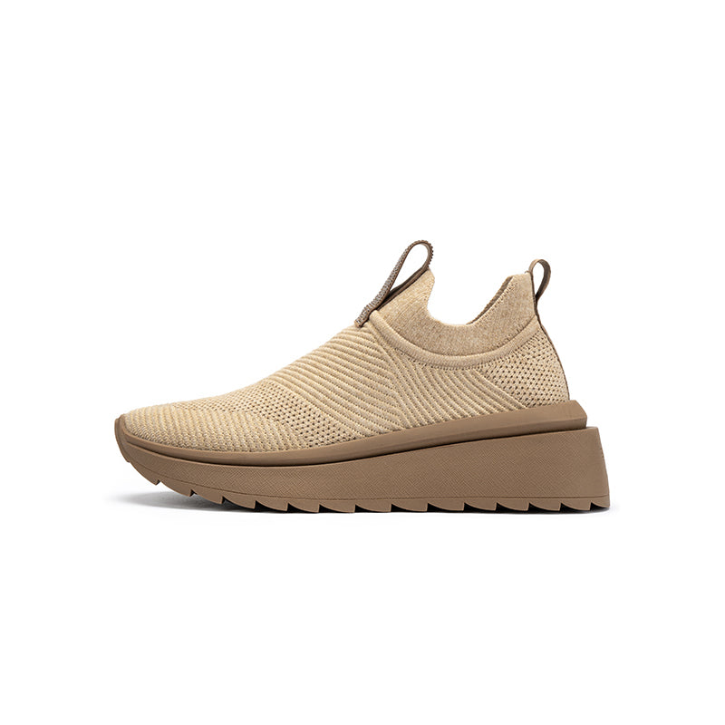 comfortable-slip-on-lightweight-walking-shoes_all_sand_1.jpg