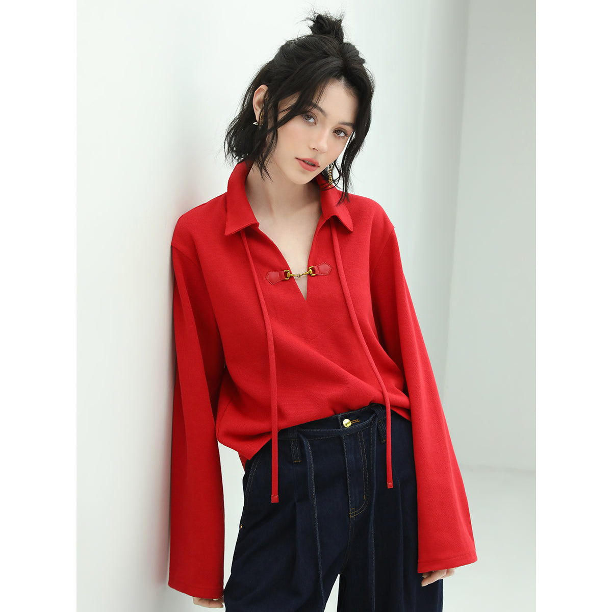 comfy-drawstring-wide-sleeved-red-sweater-with-collar-buckle_all_red_3.jpg